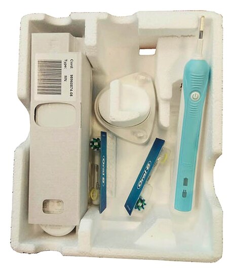 Электрическая зубная щетка Oral-B Pro 650 CrossAction (фото modal 2)