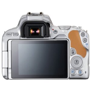 Зеркальный фотоаппарат Canon EOS 200D Kit (фото modal nav 9)