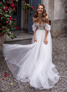 Свадебное платье Daria Karlozi (фото modal nav 1)