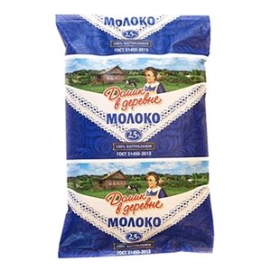 Молоко Домик в деревне ультрапастеризованное 2.5%, 0.9 кг (фото modal nav 1)