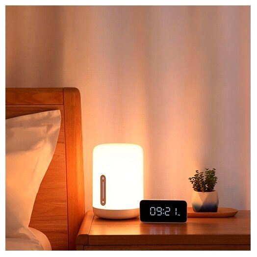 Ночник Xiaomi Bedside Lamp 2 (MJCTD02YL) (фото modal 4)