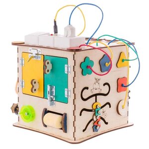 Развивающая игрушка IWOODPLAY Бизикуб с блоком электрики (фото modal nav 8)