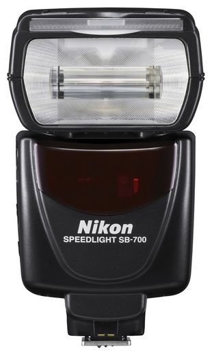 Вспышка Nikon Speedlight SB-700 (фото modal 1)