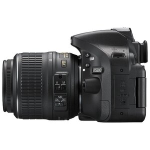 Зеркальный фотоаппарат Nikon D5200 Kit (фото modal nav 4)