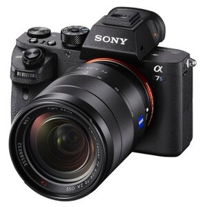 Фотоаппарат со сменной оптикой Sony Alpha ILCE-A7SM2 Kit (фото modal nav 1)