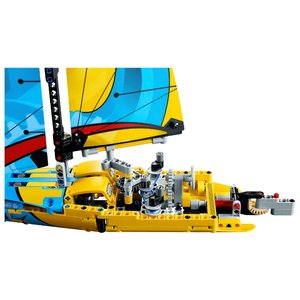 Конструктор LEGO Technic 42074 Гоночная яхта (фото modal nav 4)