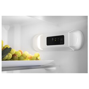 Встраиваемый холодильник Hotpoint-Ariston B 20 A1 DV E (фото modal nav 6)